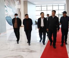 高新区党工委书记、管委会主任薛春龙一行莅临考察高新越达科技产业园 